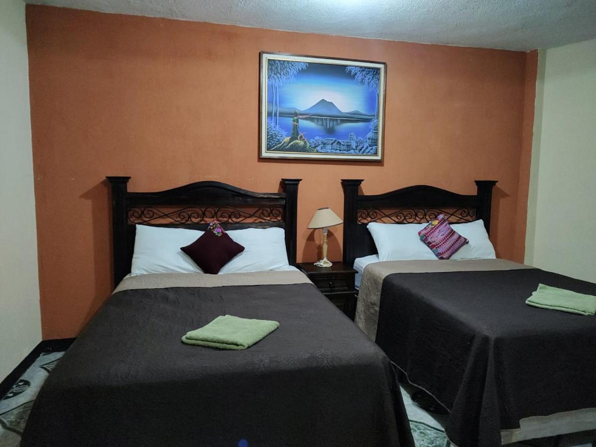Hotel Casa Elefante Dormido Panajachel Esterno foto