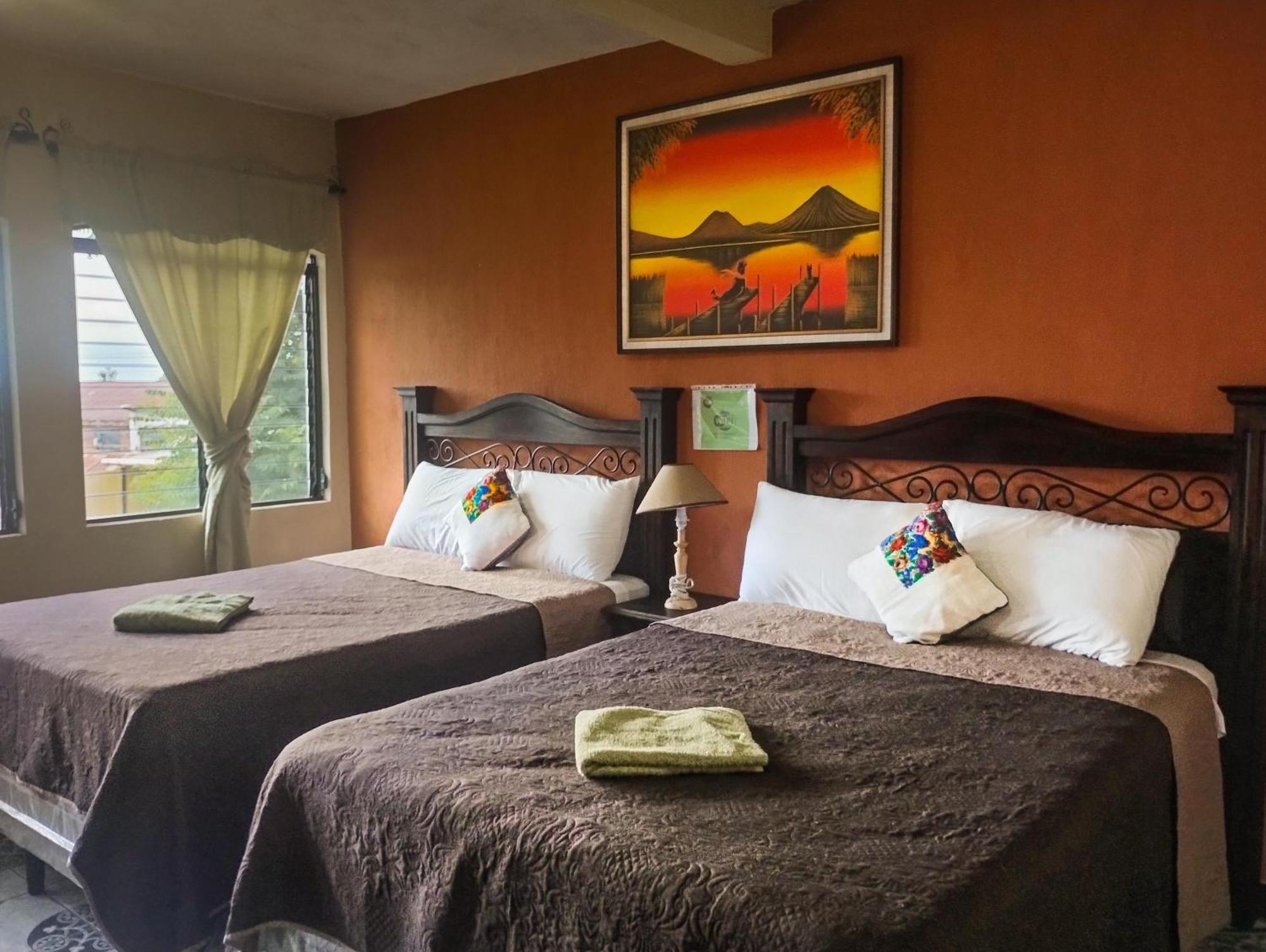 Hotel Casa Elefante Dormido Panajachel Esterno foto