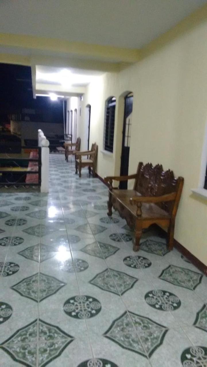 Hotel Casa Elefante Dormido Panajachel Esterno foto